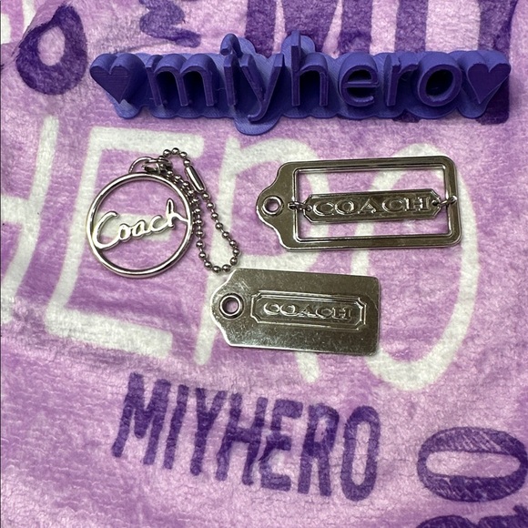 CUSTOM COACH HANG TAGS - Picture 3 of 3